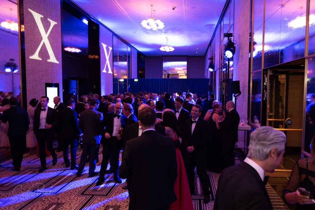 contact +447415384981